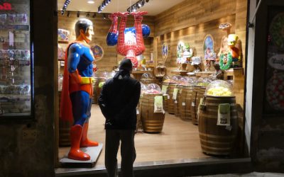 De kwaliteit van de winkels in het historische centrum van Florence holt achteruit